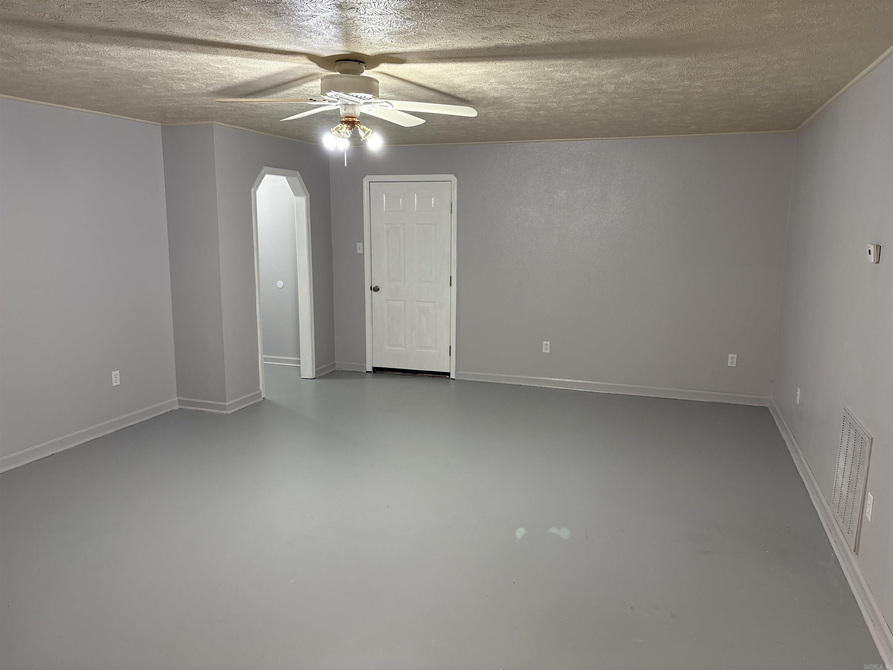 1660 Nighthawk Circle