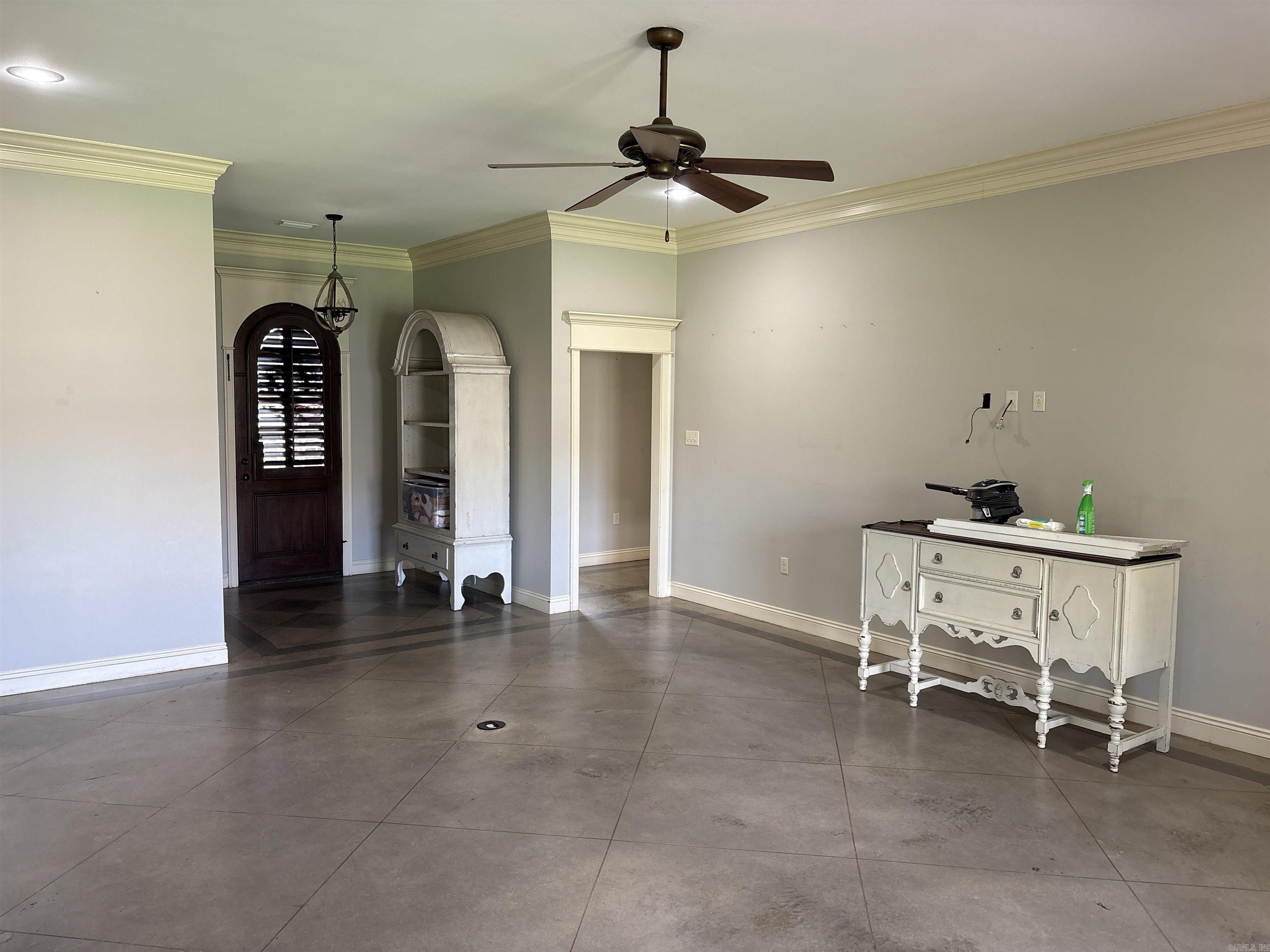 230 Chapel Creek
