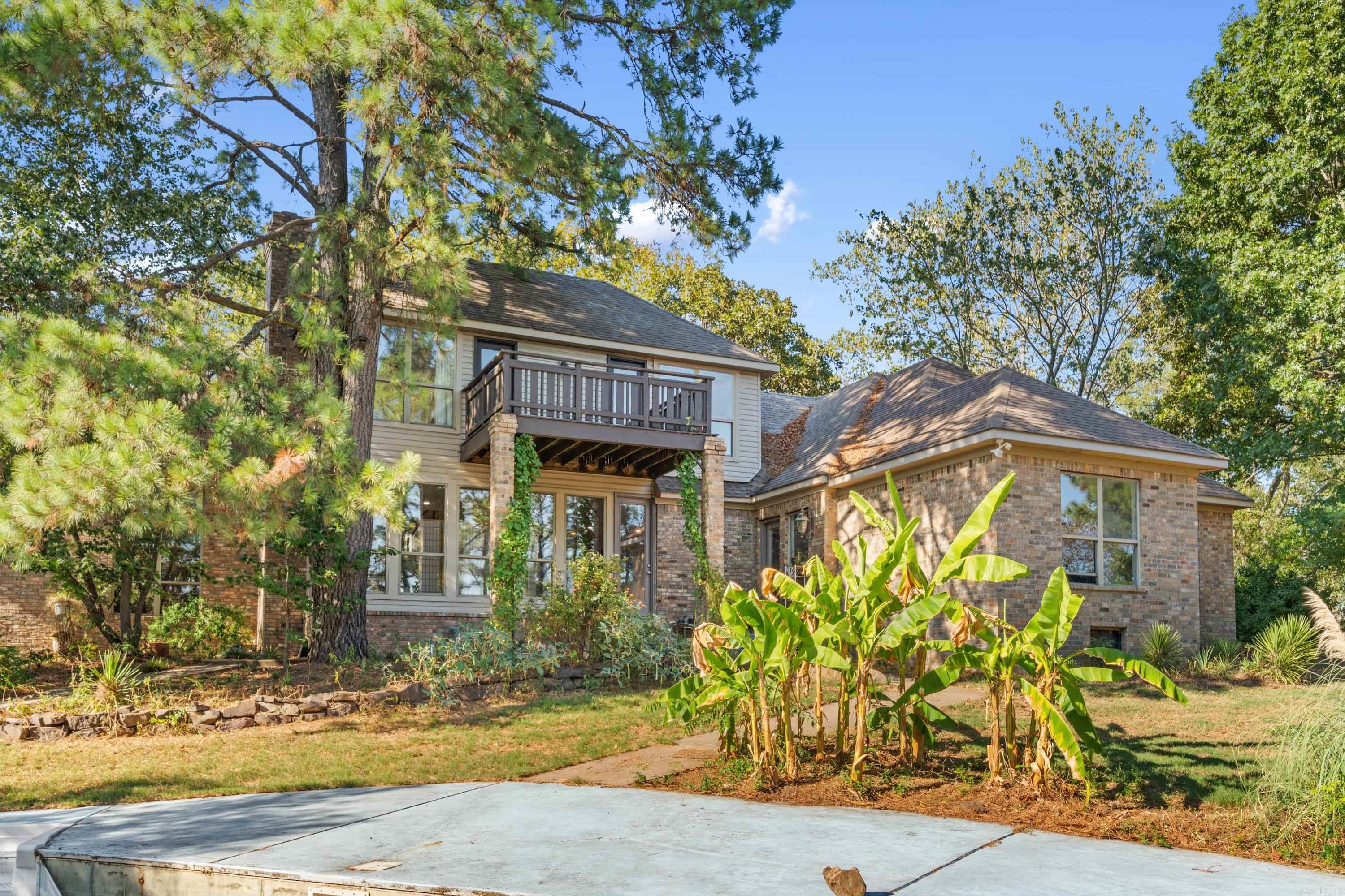 3250 Millers View