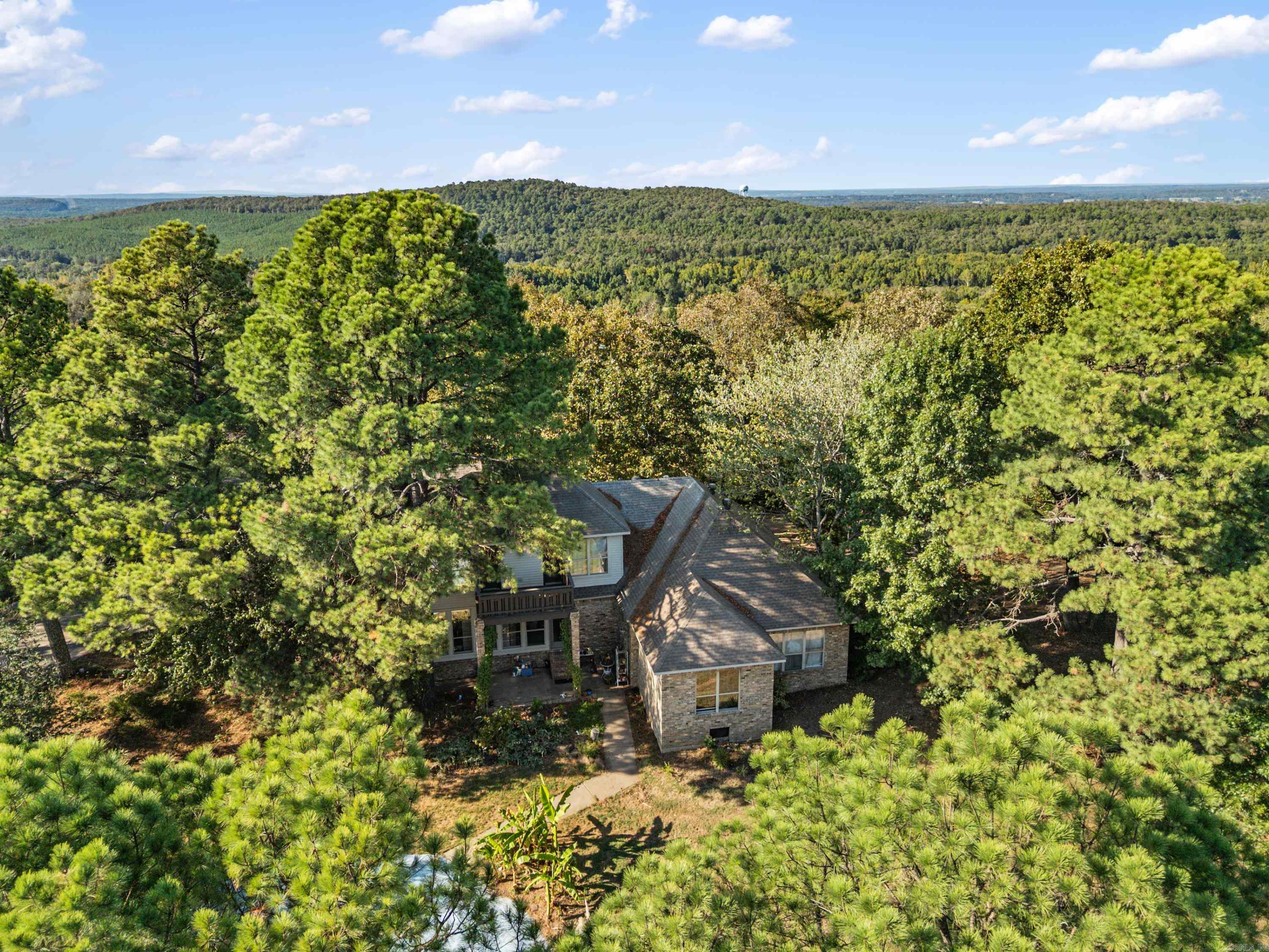 3250 Millers View