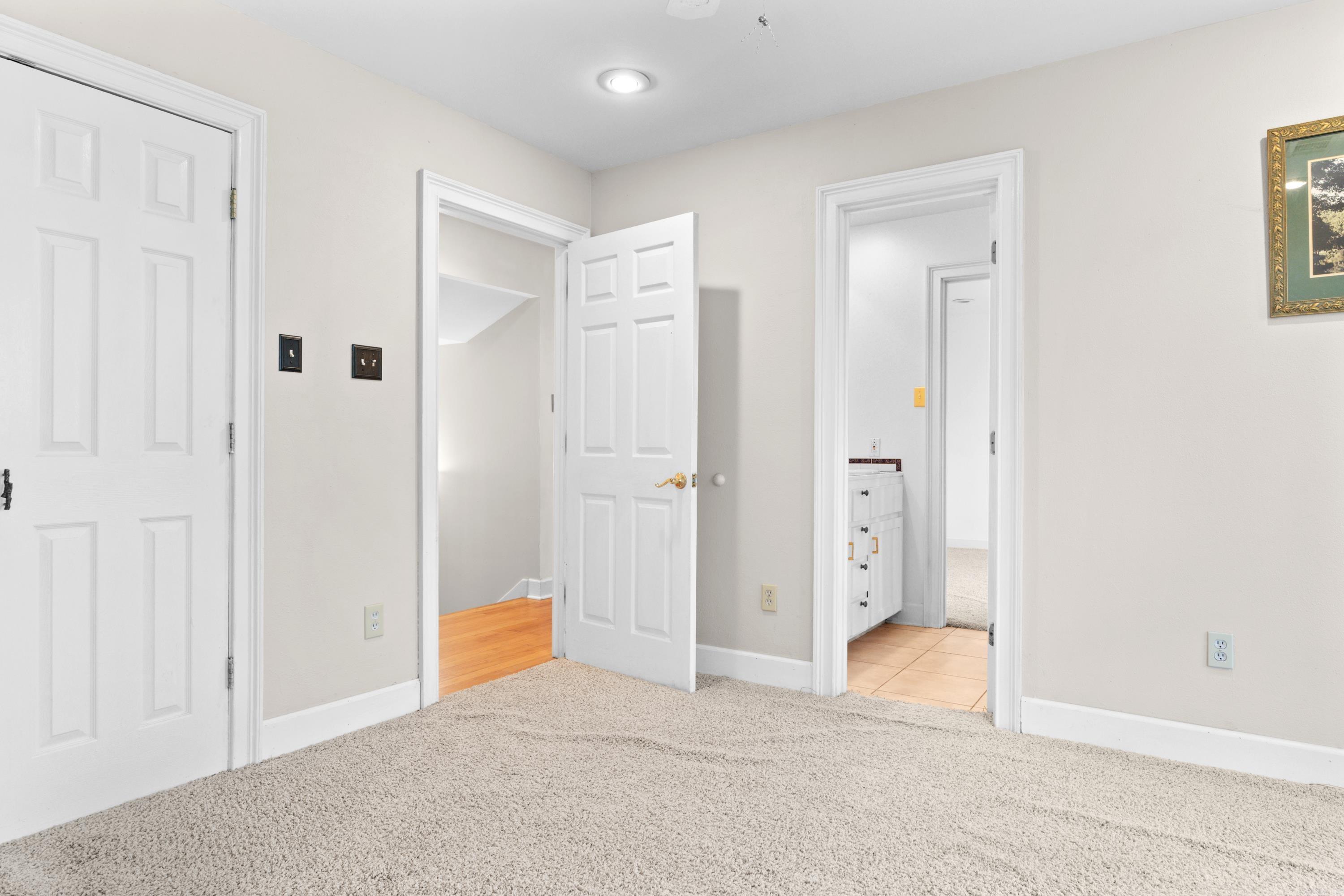 3250 Millers View