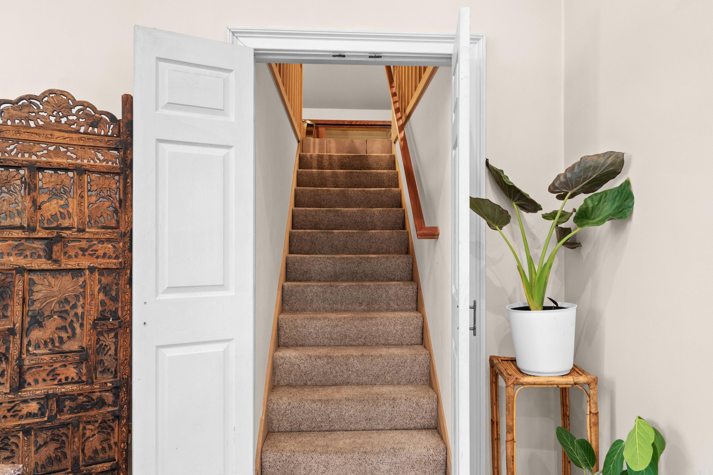 3250 Millers View