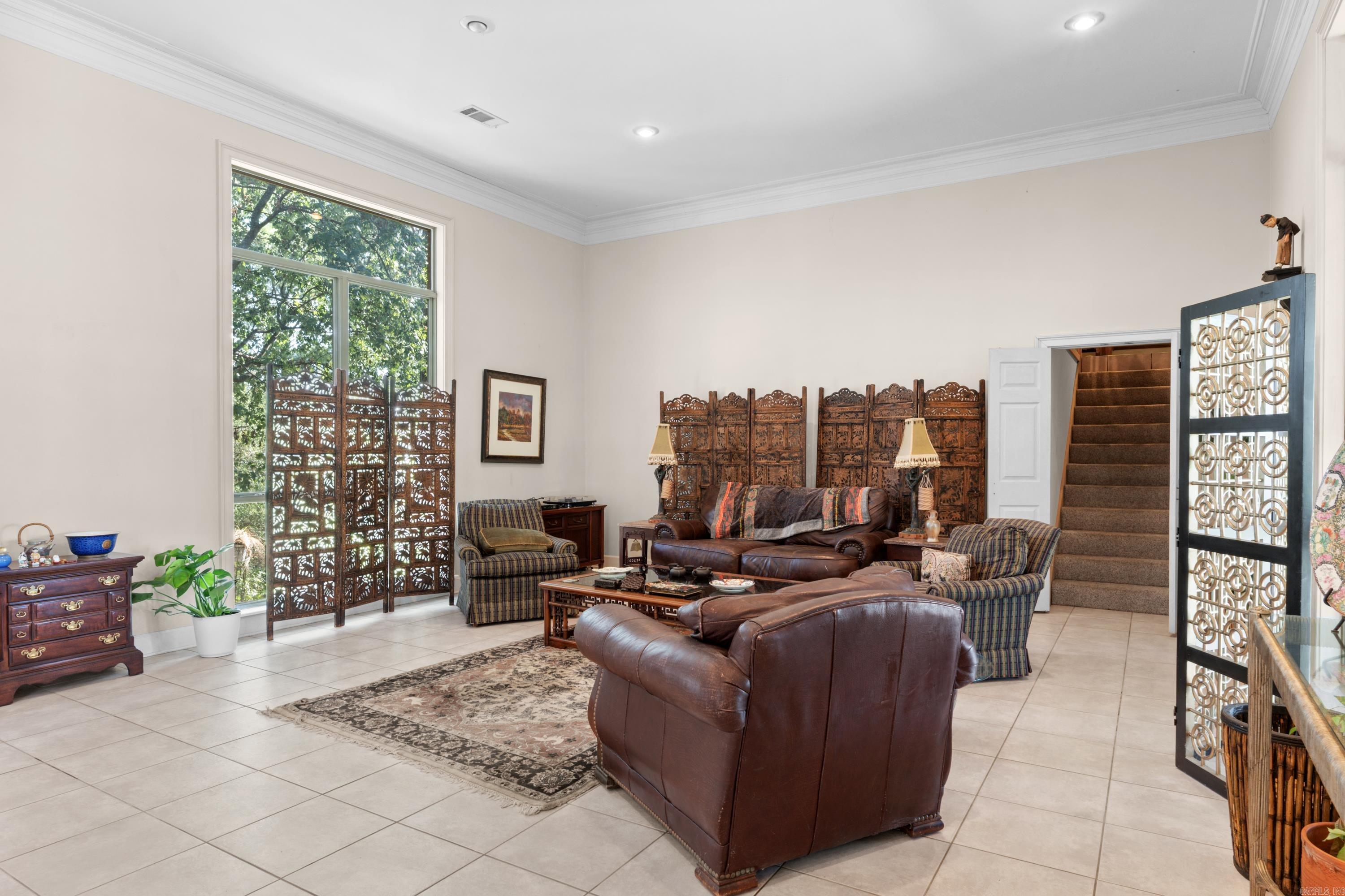 3250 Millers View