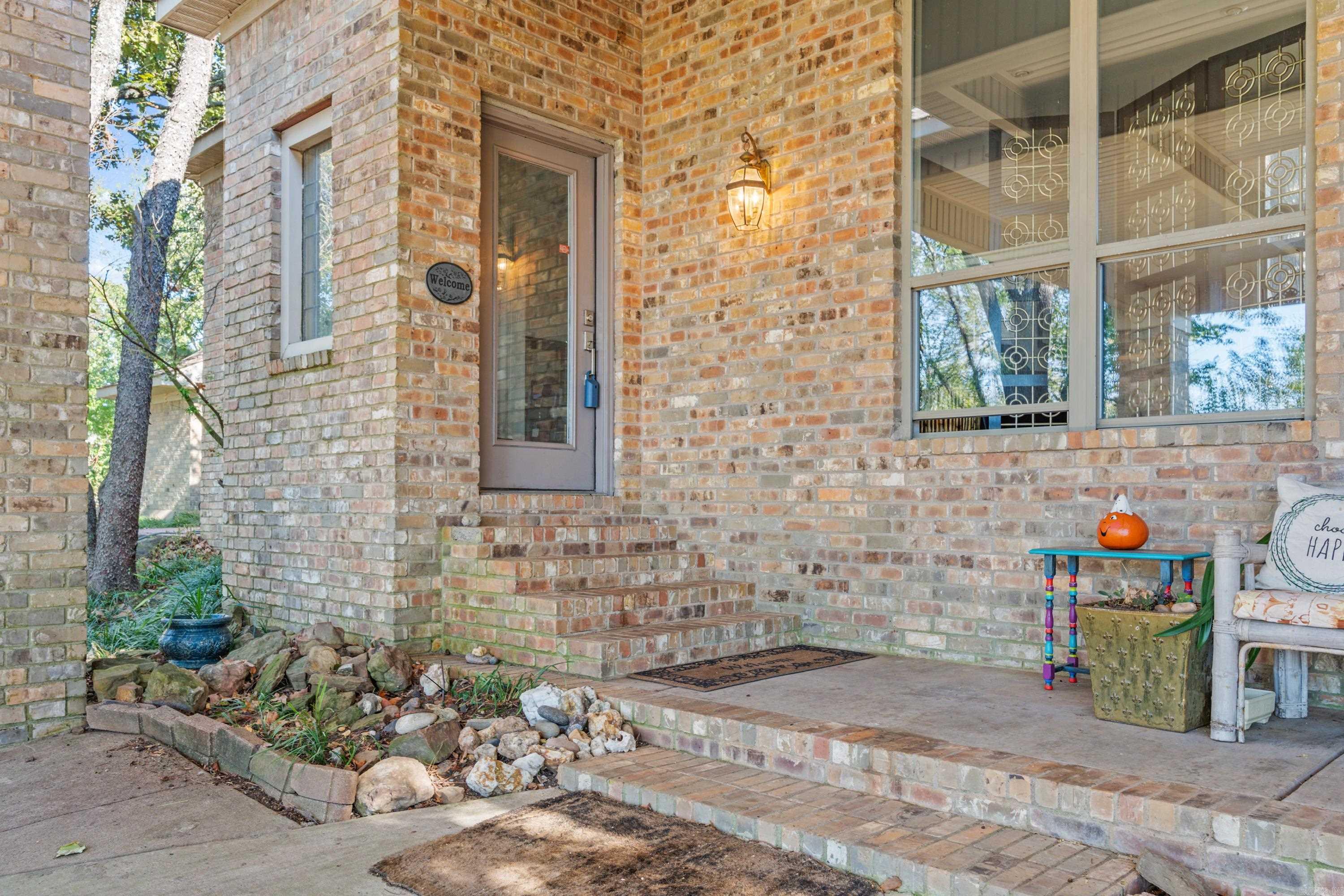 3250 Millers View