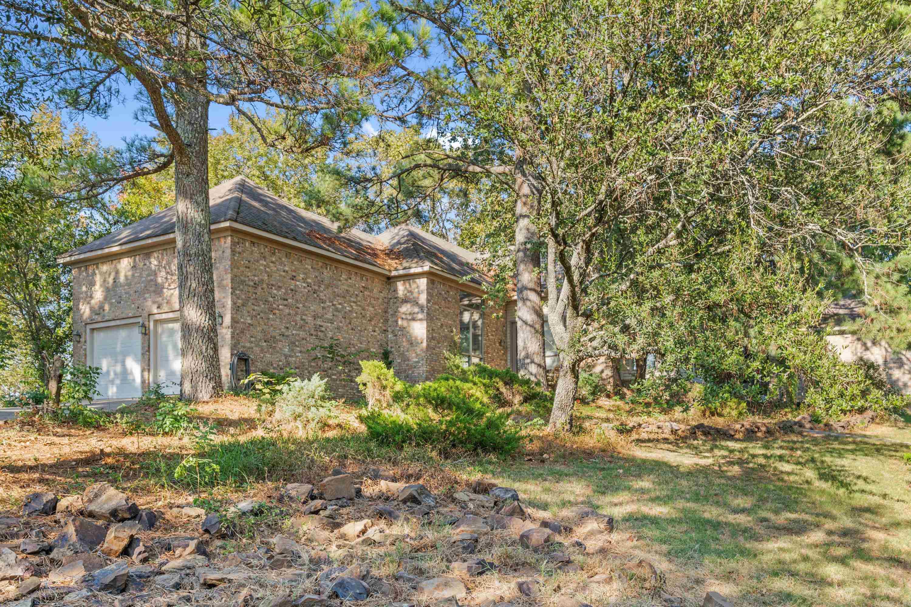 3250 Millers View