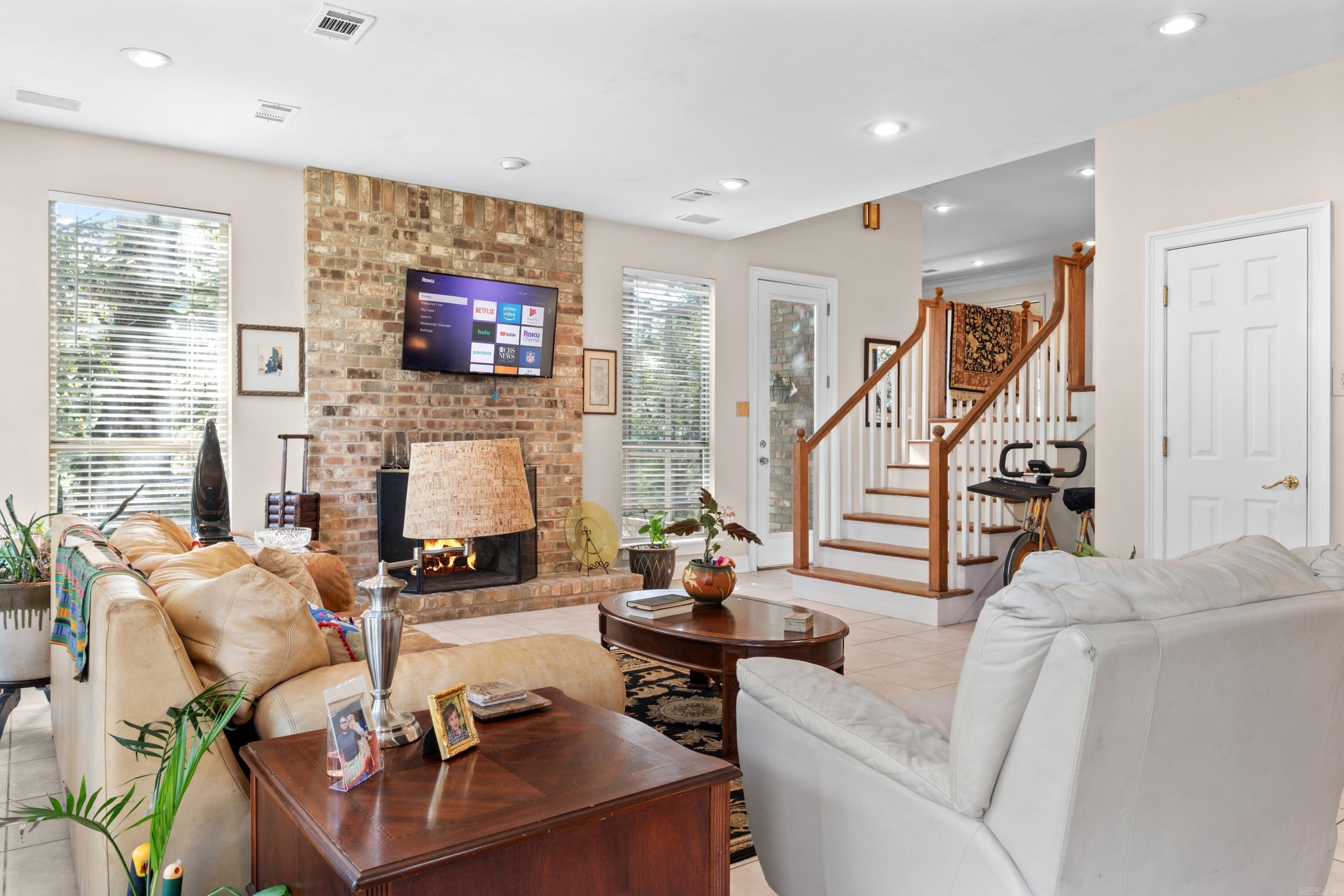 3250 Millers View