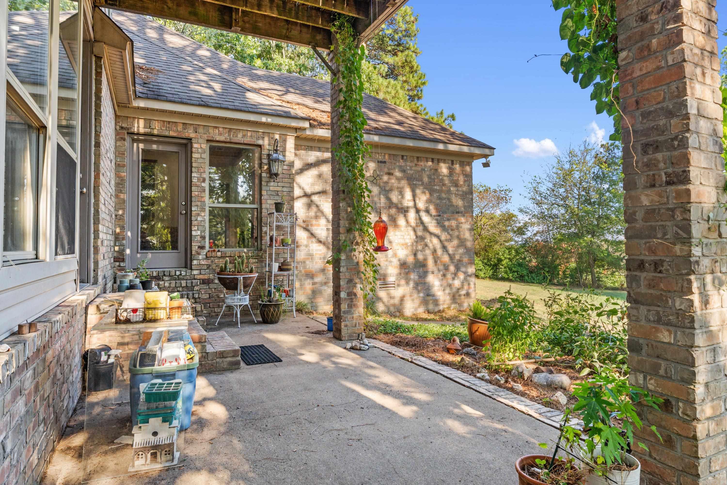 3250 Millers View