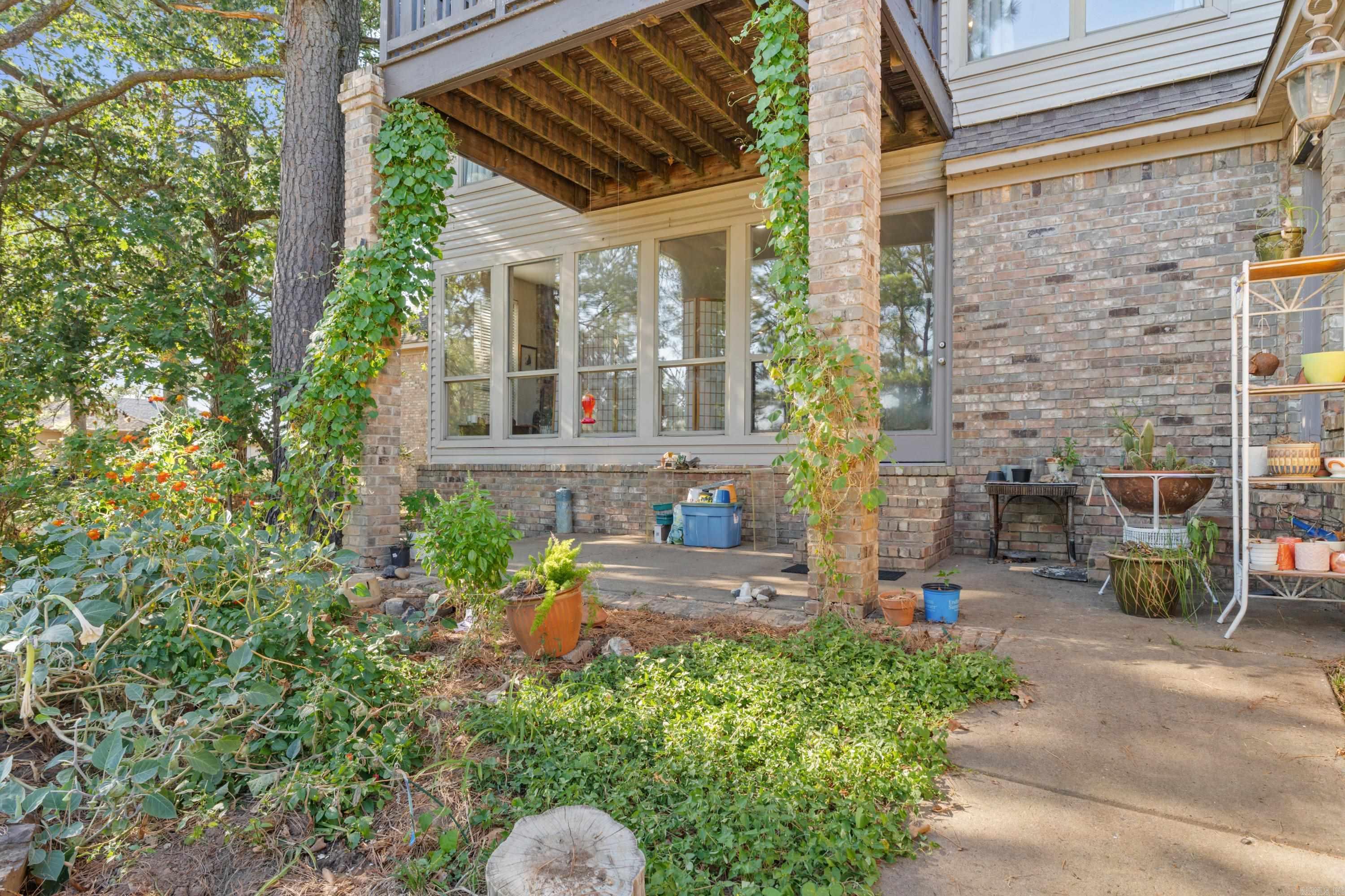 3250 Millers View