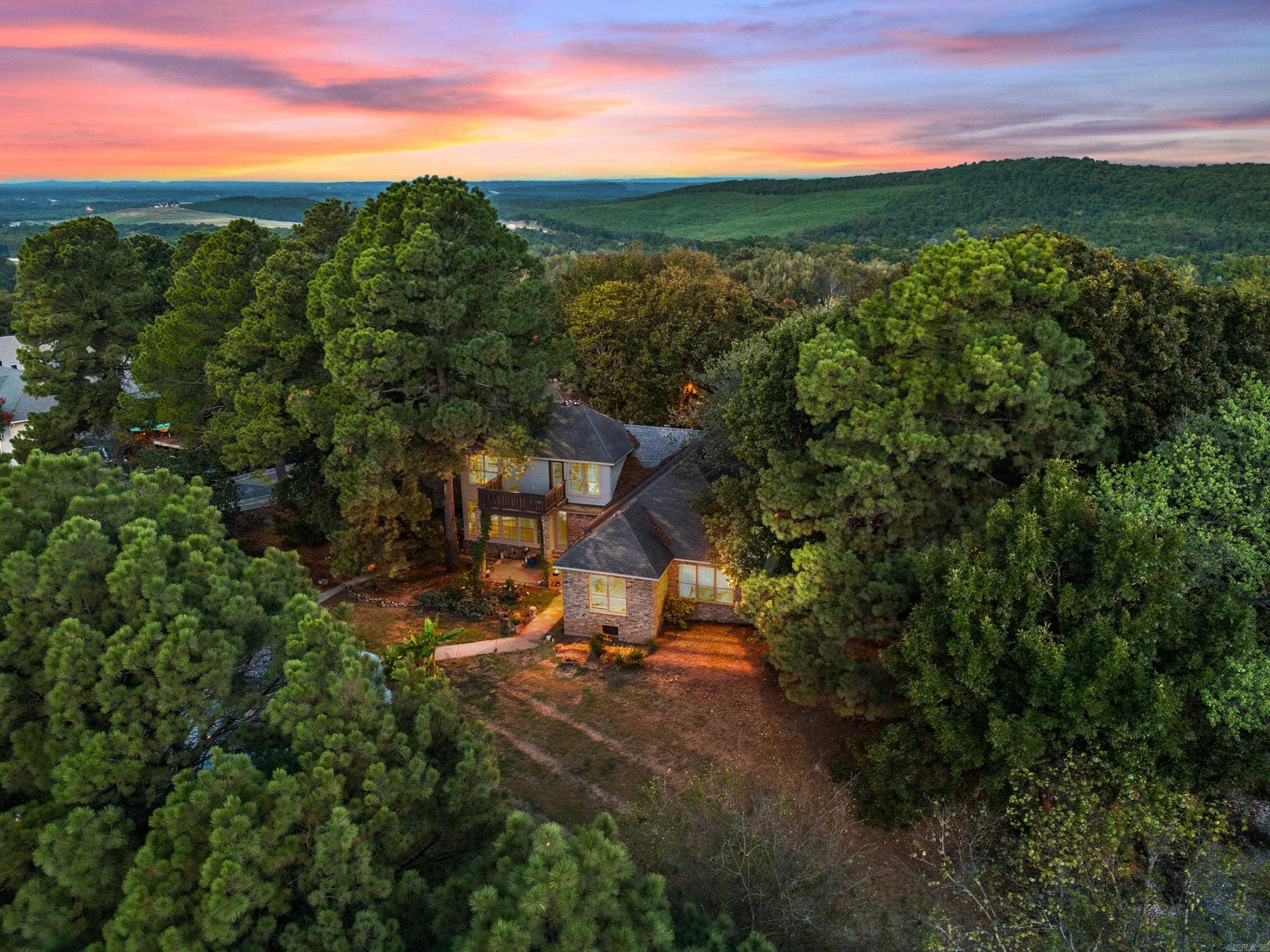 3250 Millers View