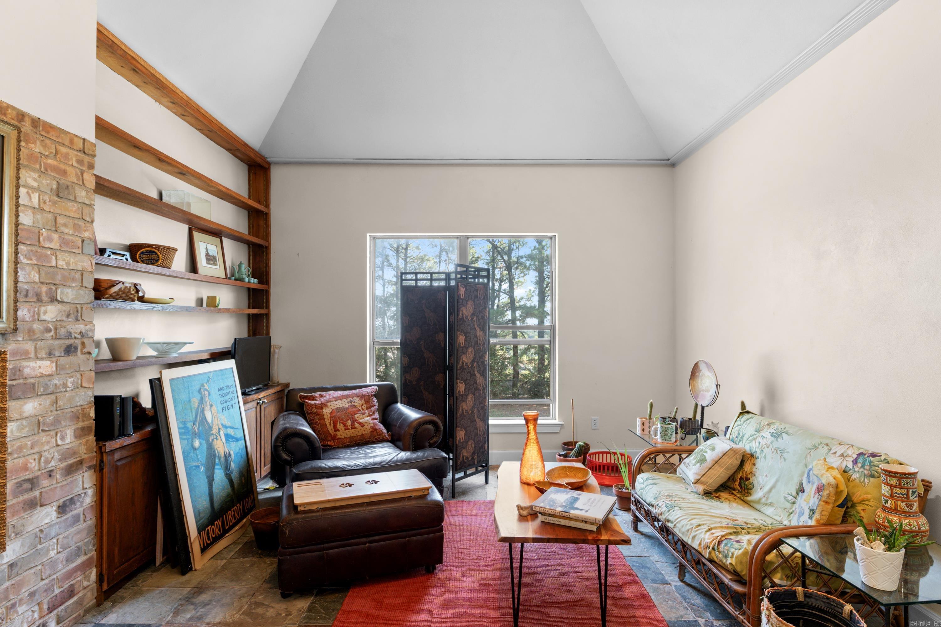 3250 Millers View