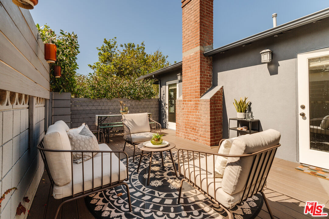 5116 Pickford Way