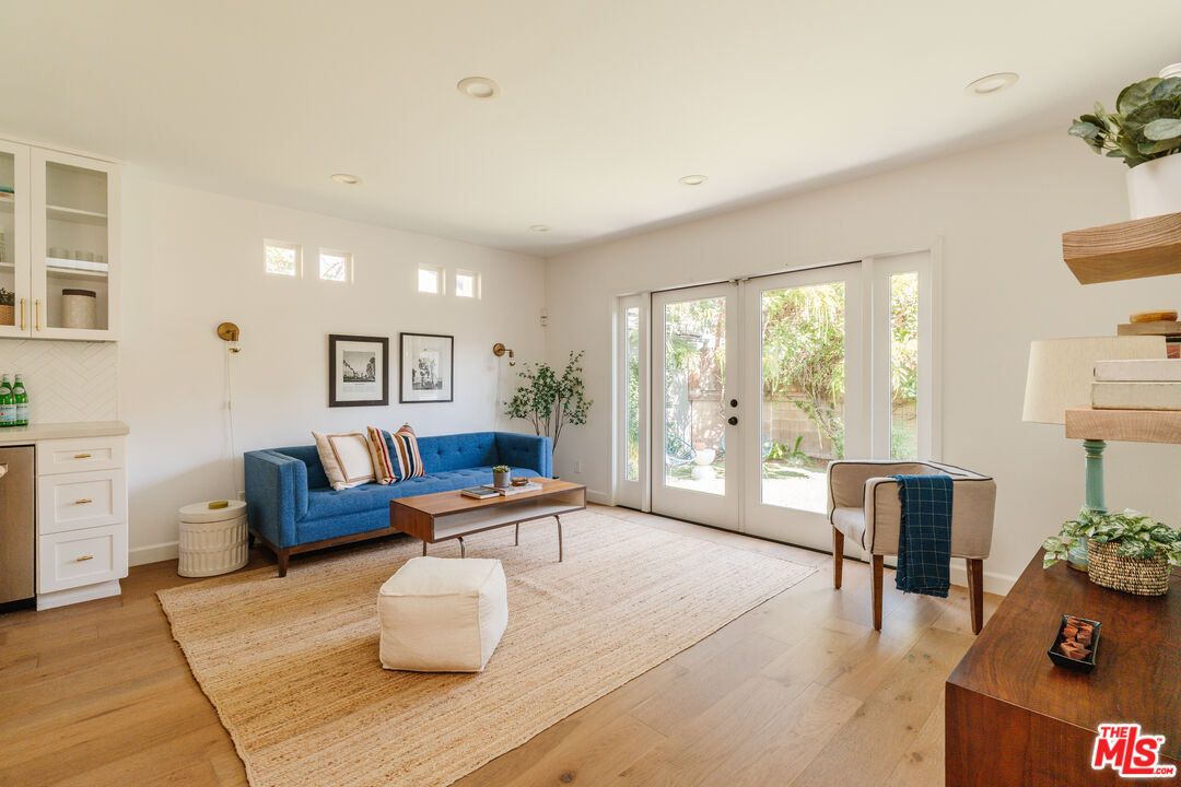5116 Pickford Way