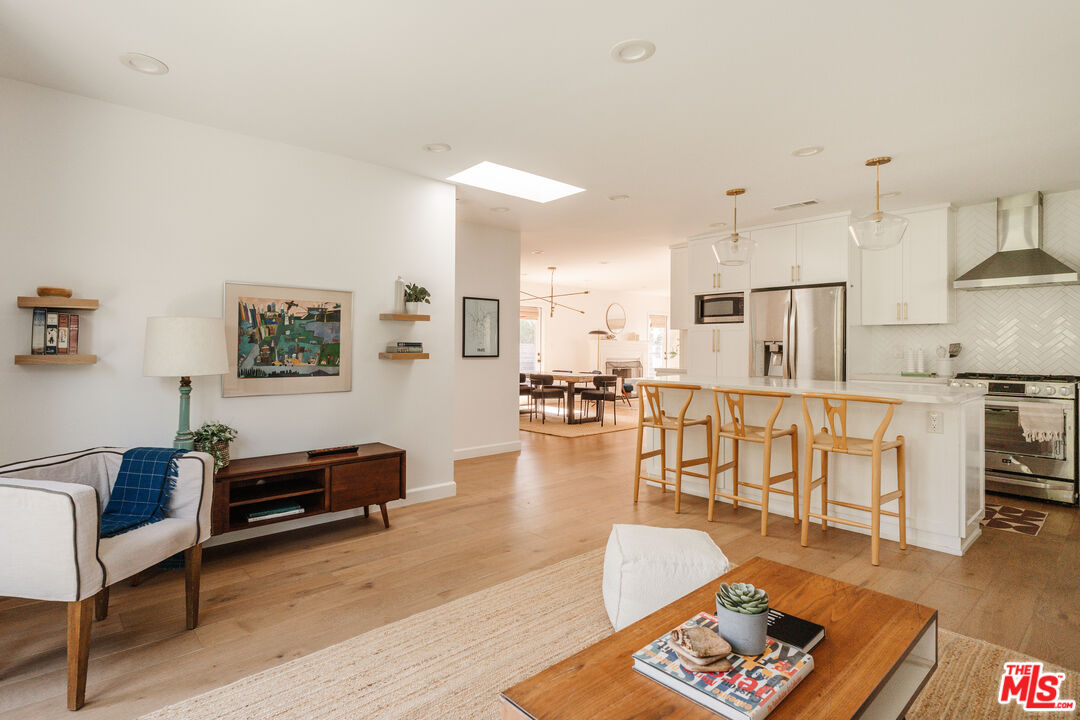 5116 Pickford Way