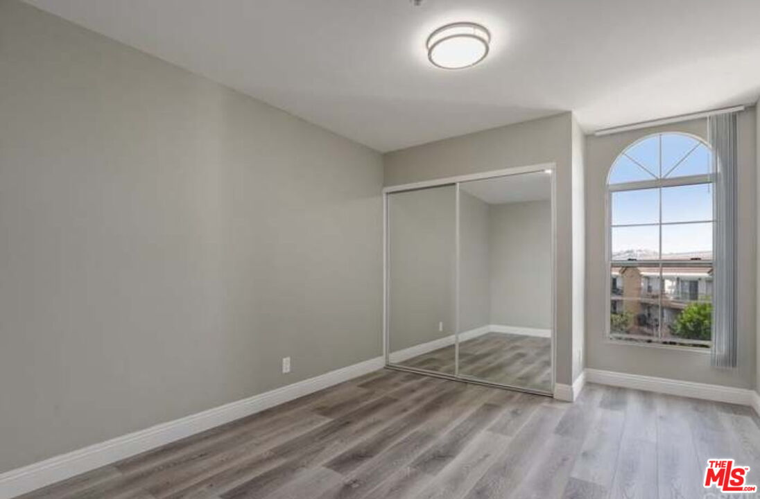 4750 Templeton St Unit: 1205