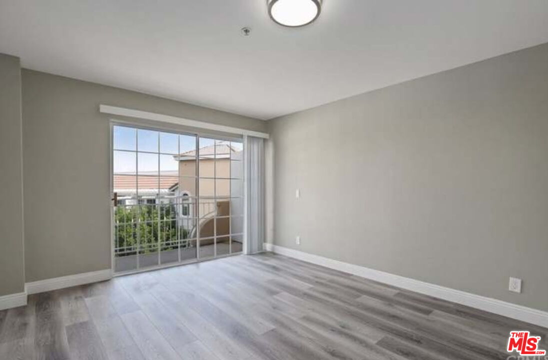 4750 Templeton St Unit: 1205