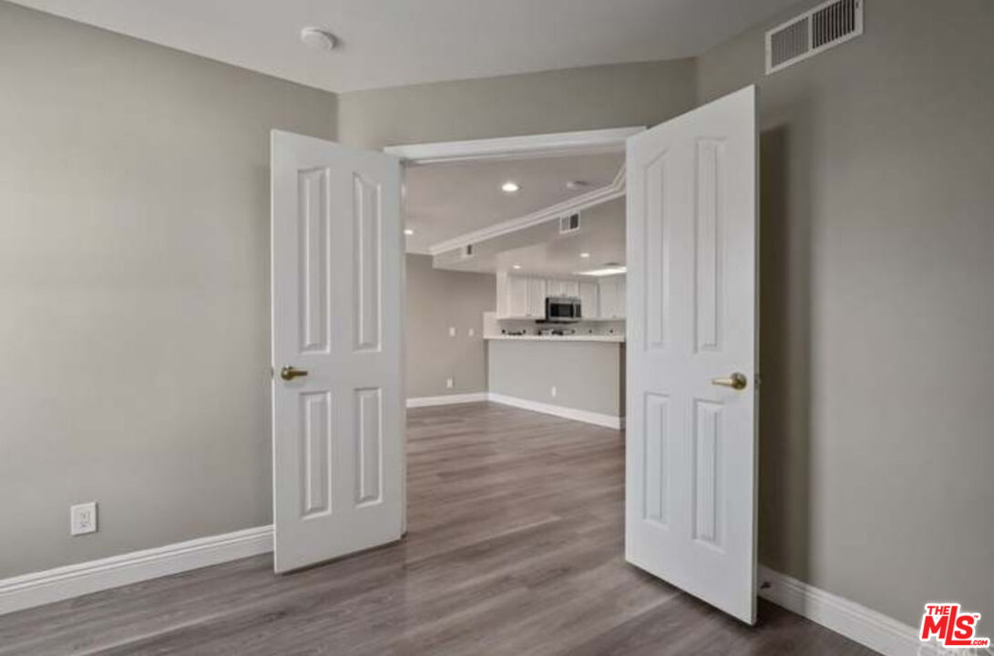 4750 Templeton St Unit: 1205