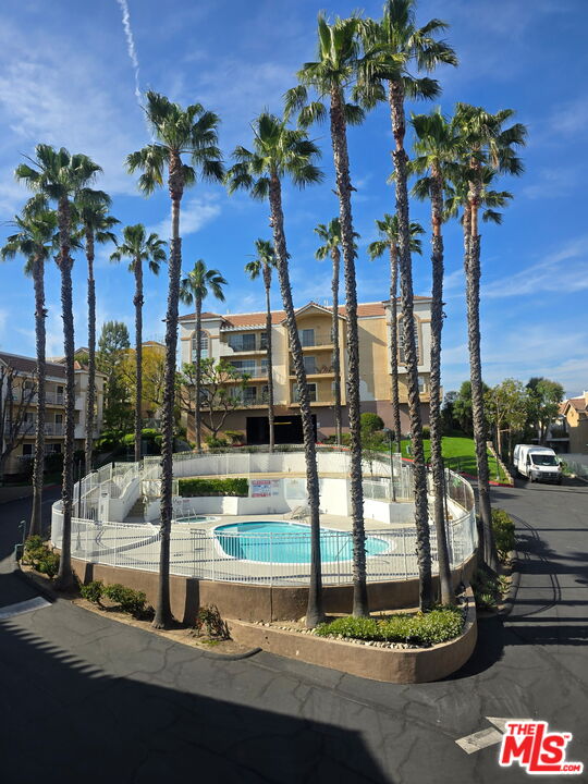 4750 Templeton St Unit: 1205