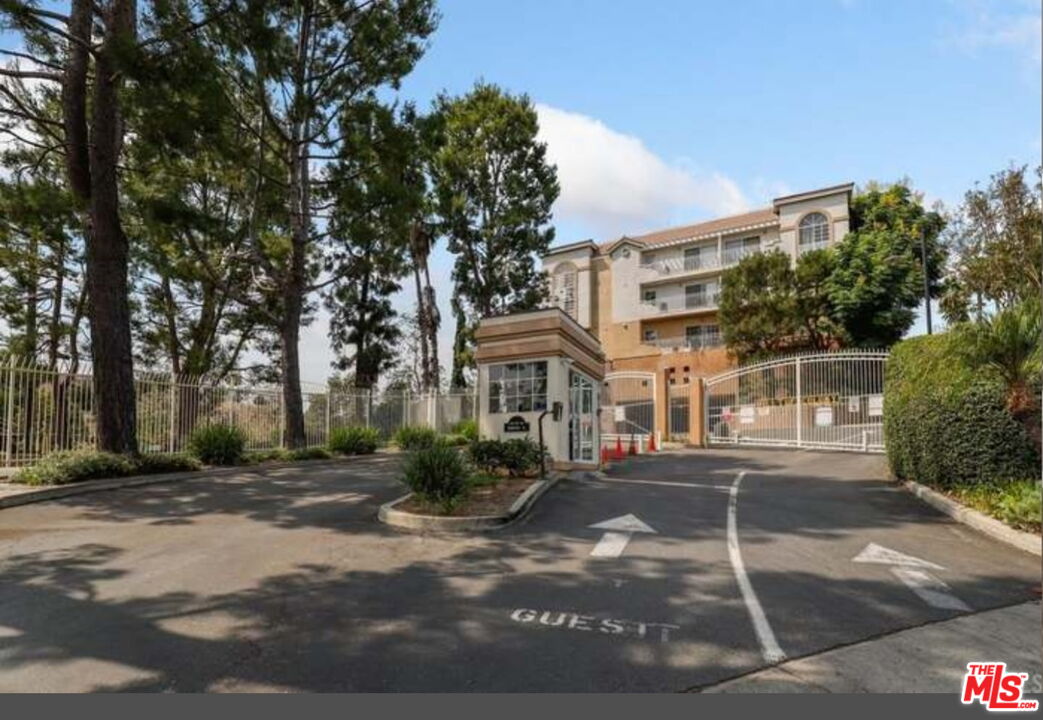 4750 Templeton St Unit: 1205