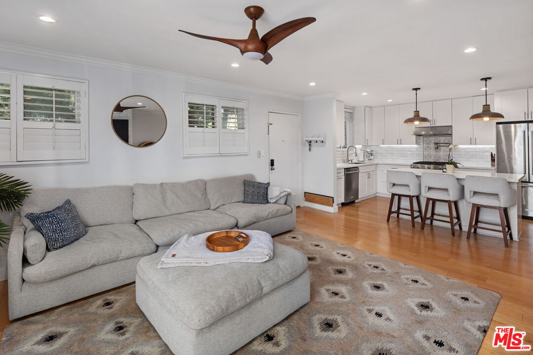 1317 12th St Unit: 1