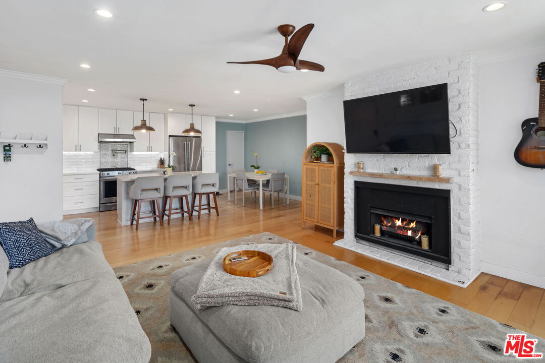 1317 12th St Unit: 1