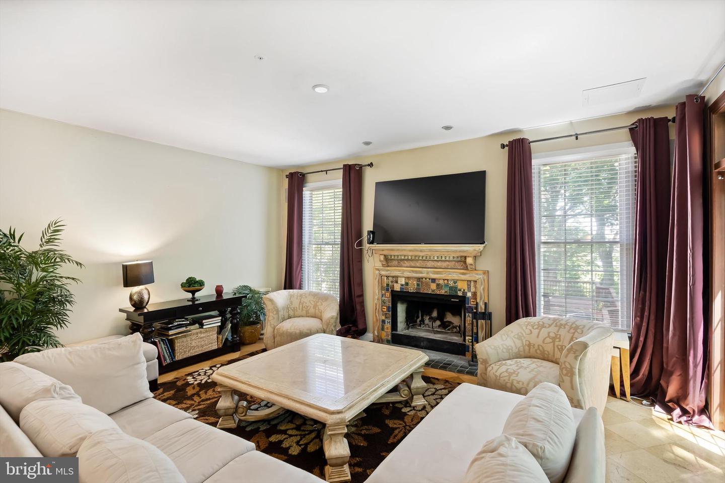 405 Merion Hill