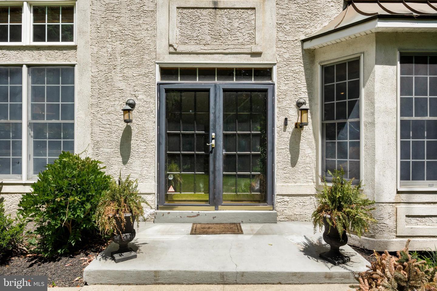 405 Merion Hill