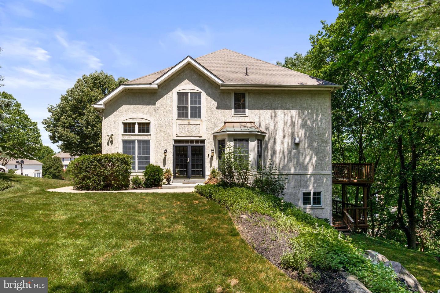 405 Merion Hill