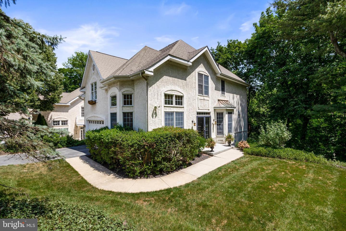 405 Merion Hill