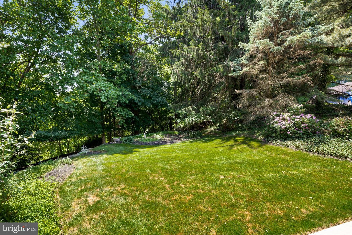405 Merion Hill