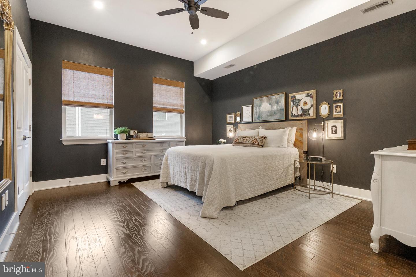2438 Federal St #2