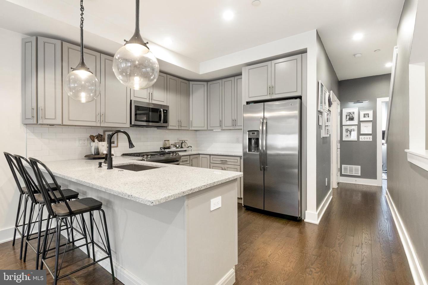 2438 Federal St #2