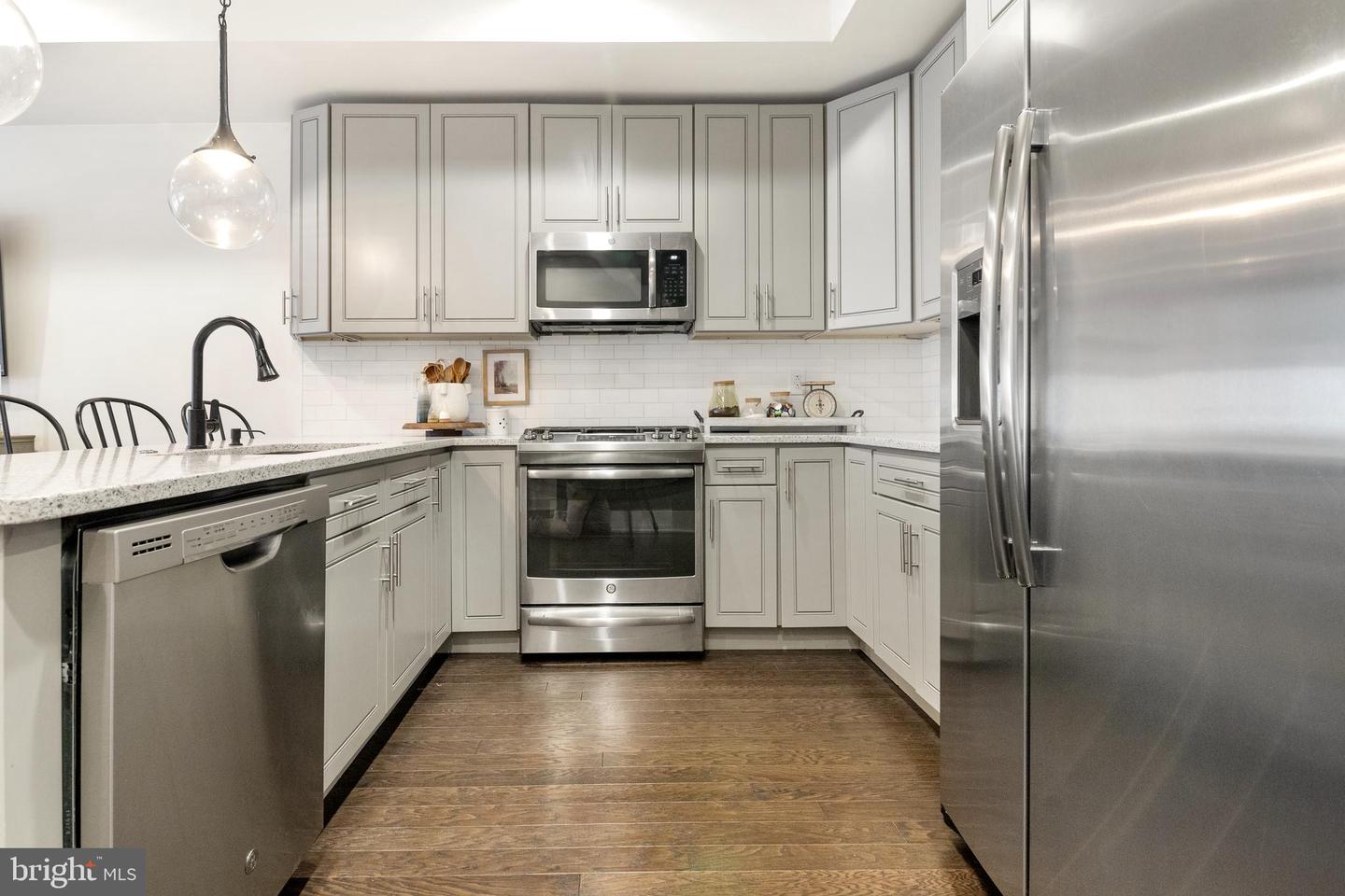 2438 Federal St #2