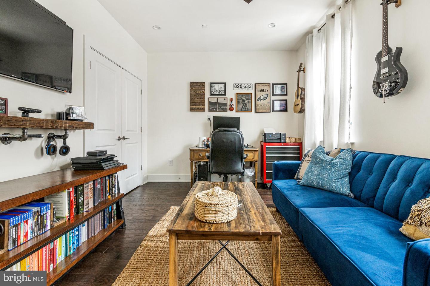 2438 Federal St #2