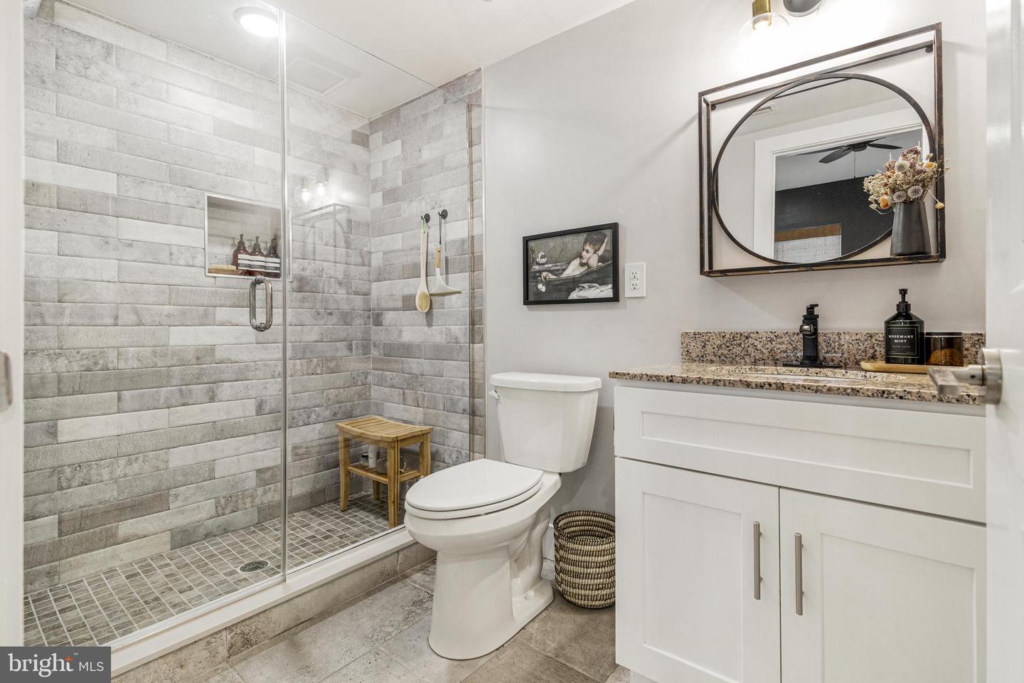 2438 Federal St #2