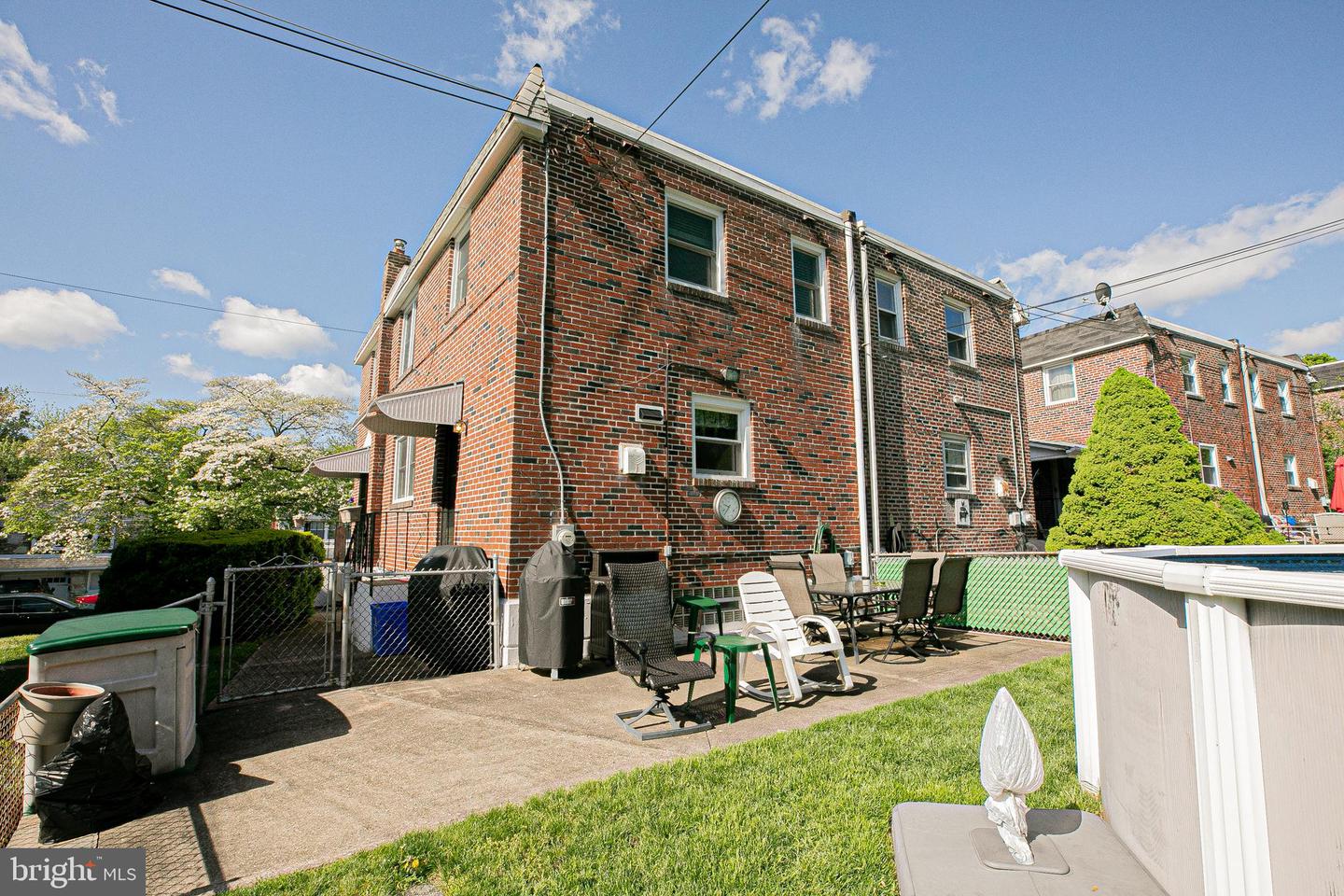 727 Hill Rd