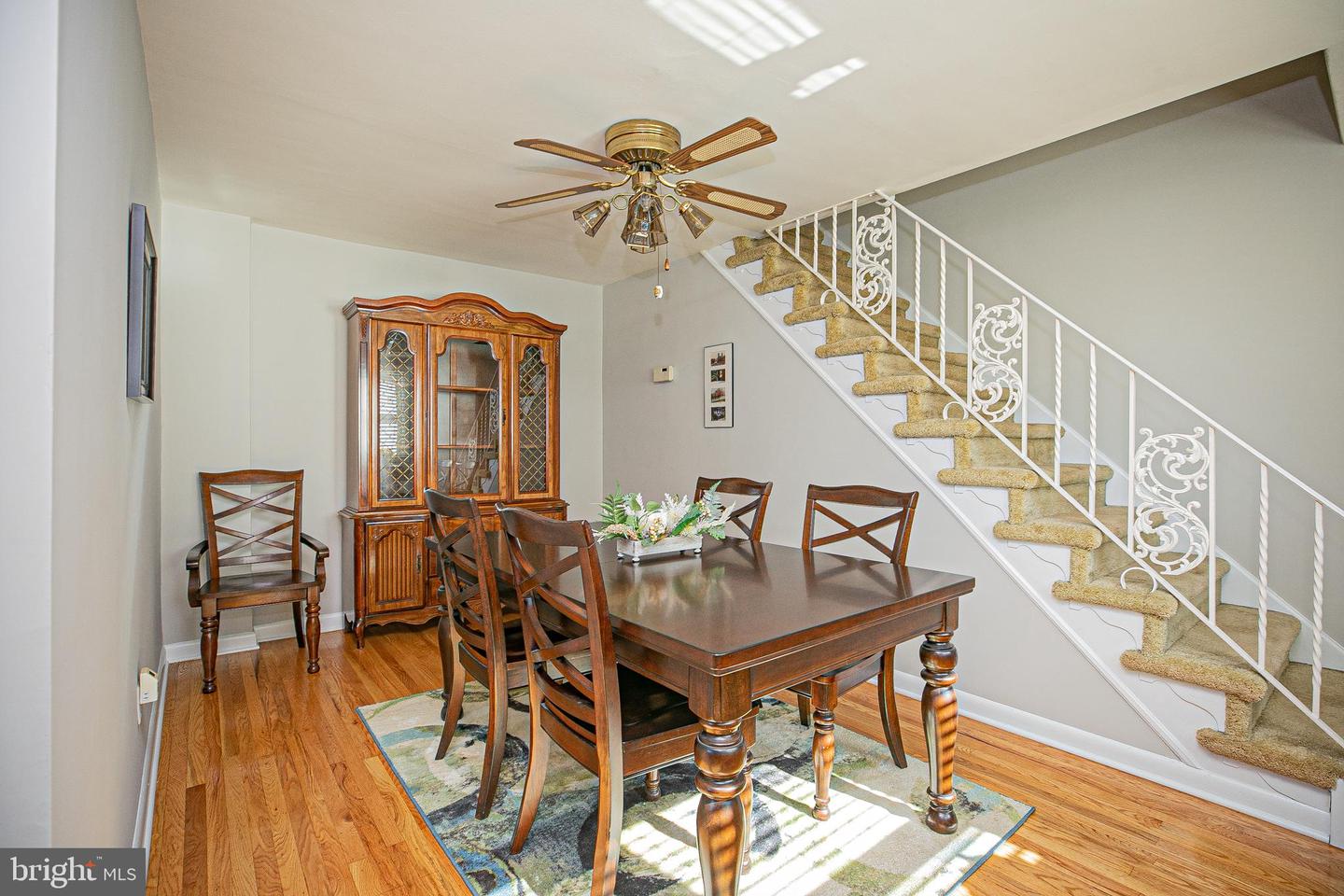 727 Hill Rd