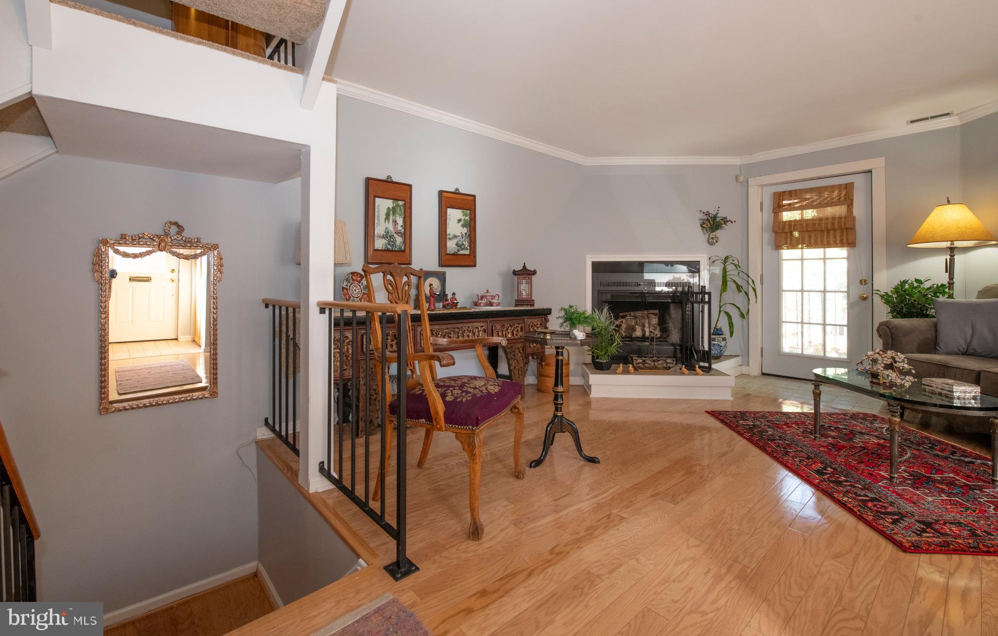 8 Rex Ave #3