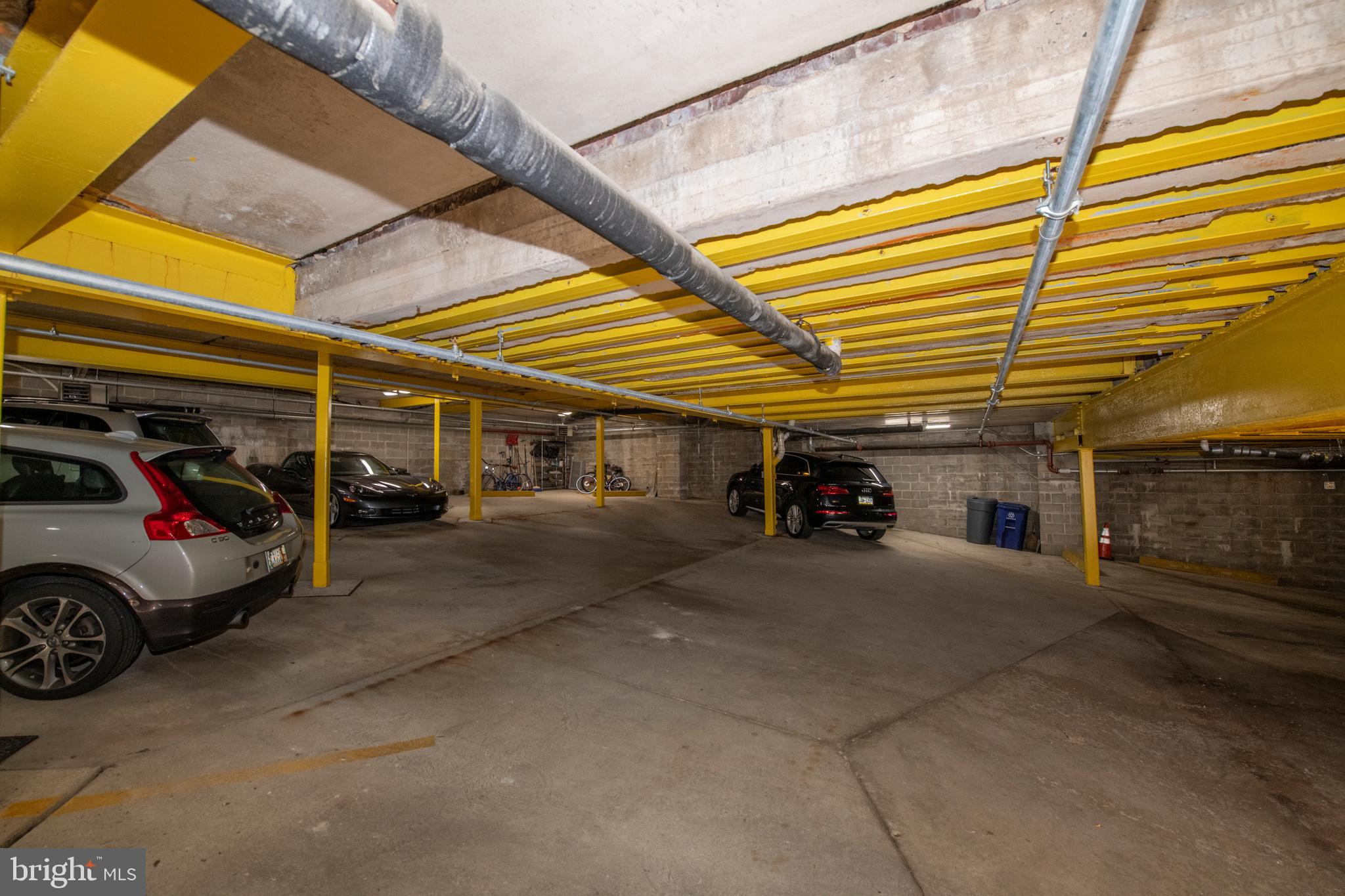 8 Rex Ave #3