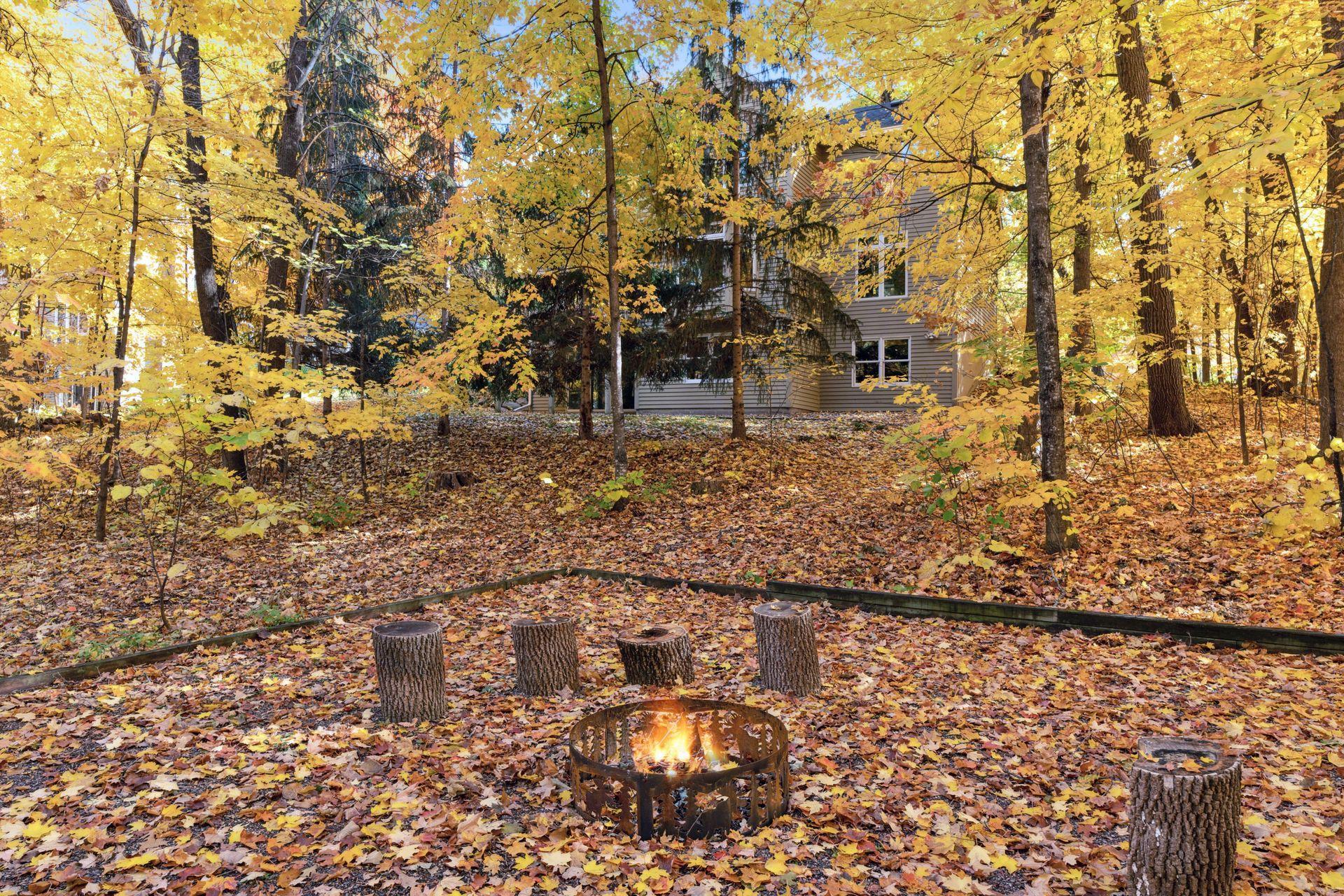 4512 Medina Lake Drive