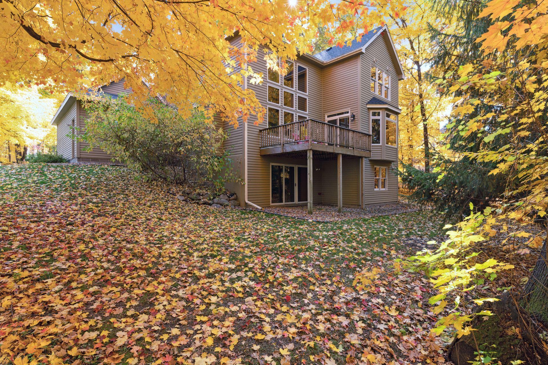 4512 Medina Lake Drive