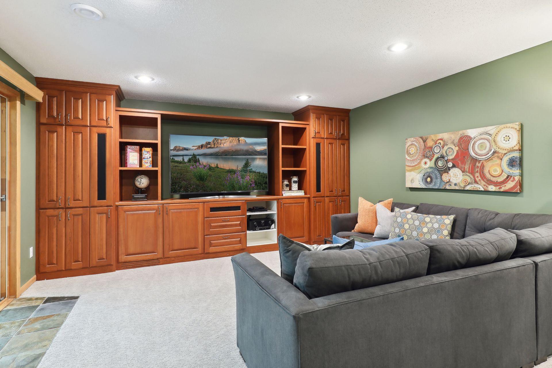4512 Medina Lake Drive