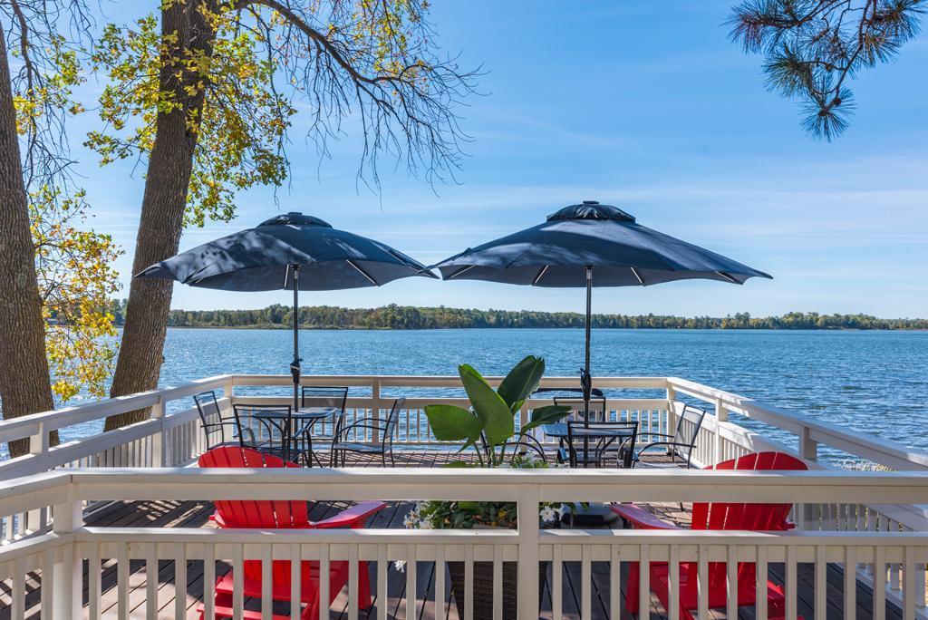 8267 Gladstone Lake Road