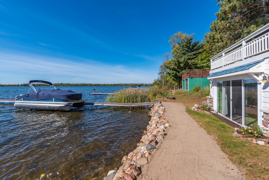 8267 Gladstone Lake Road