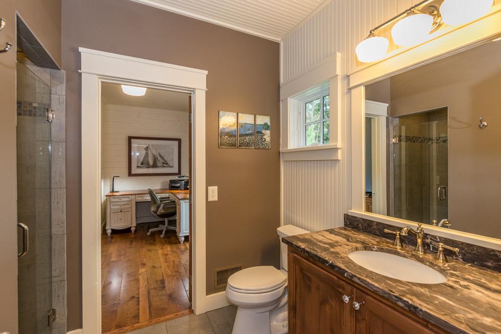 8267 Gladstone Lake Road