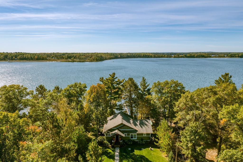 8267 Gladstone Lake Road