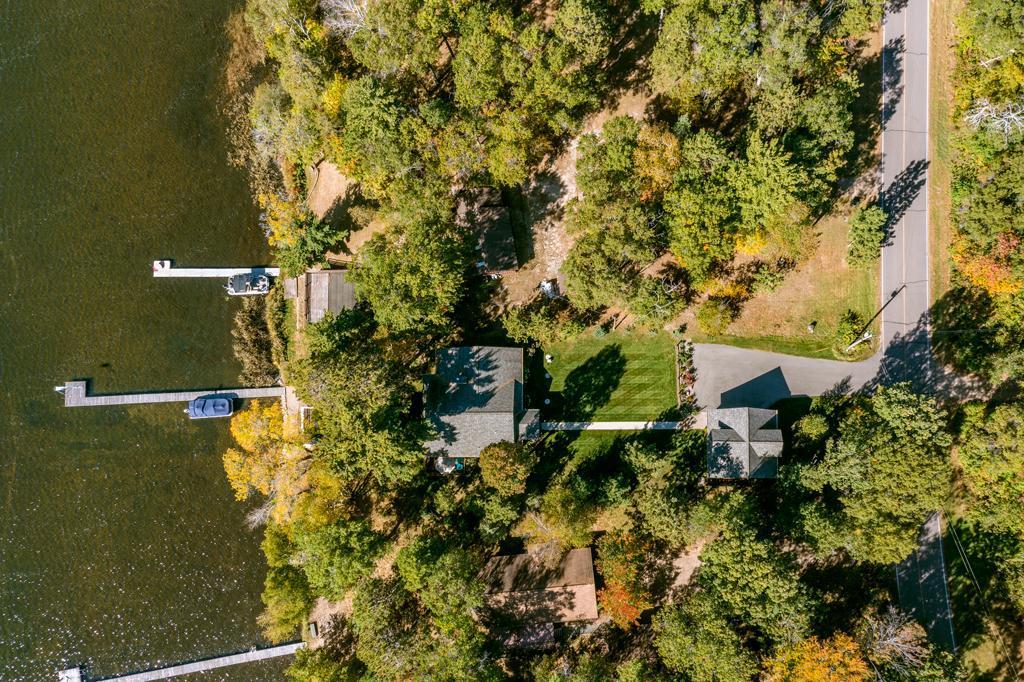 8267 Gladstone Lake Road