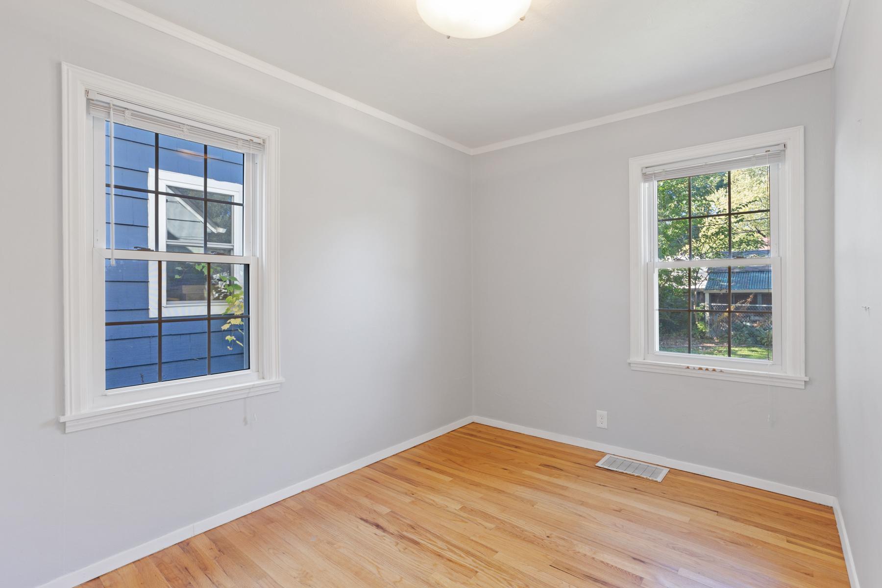 2700 Georgia Avenue S