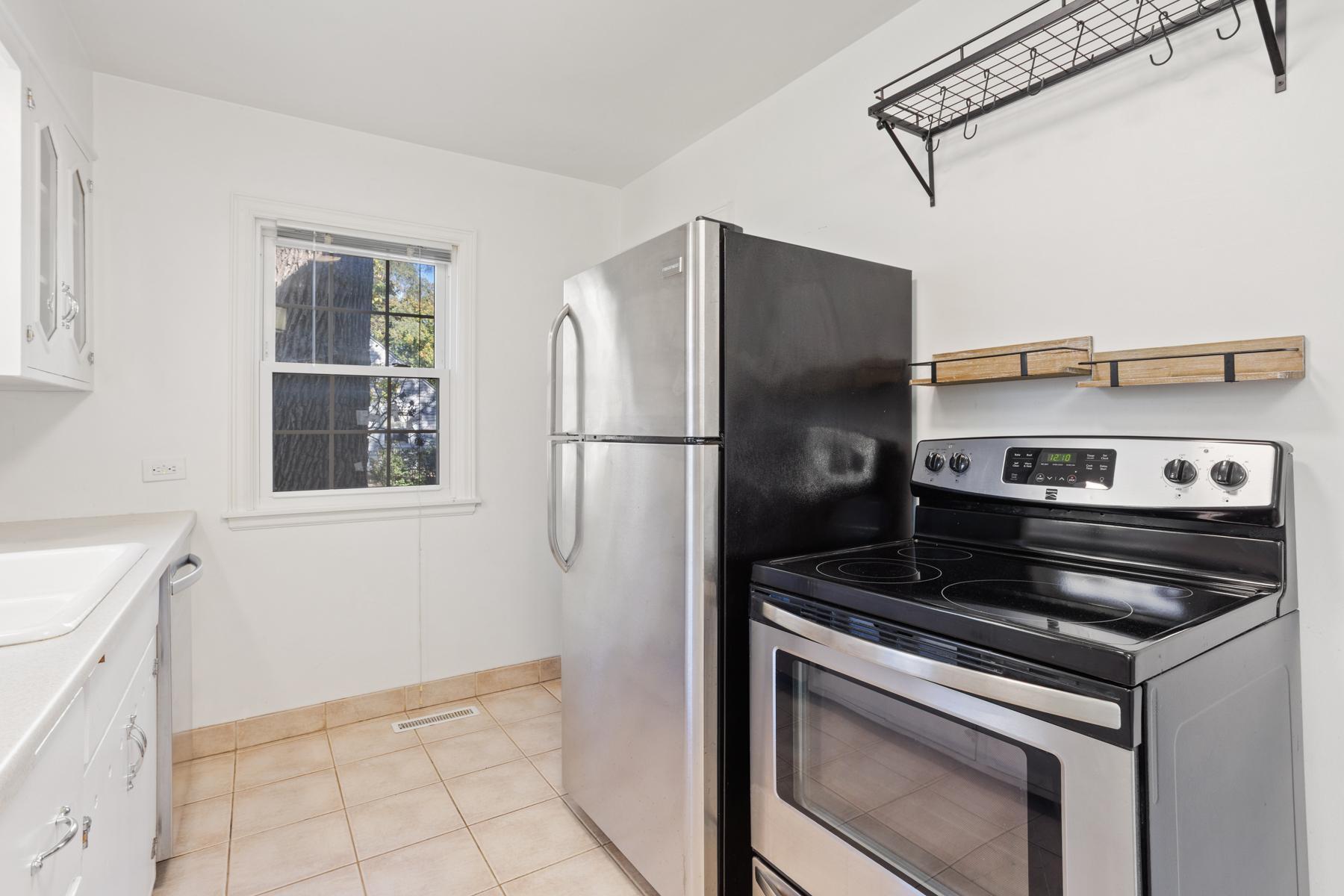 2700 Georgia Avenue S