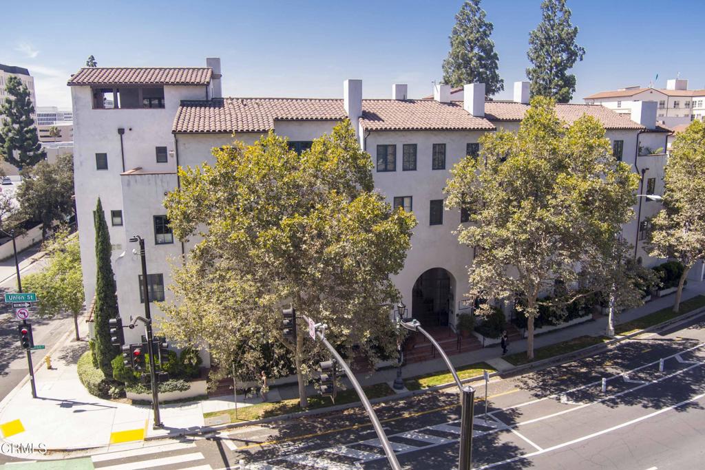 700 E Union Street 207 Pasadena Ca Us 91101 P1 28333