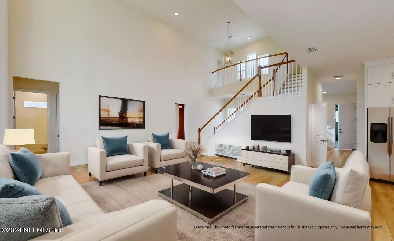 692 PALM CREST Drive